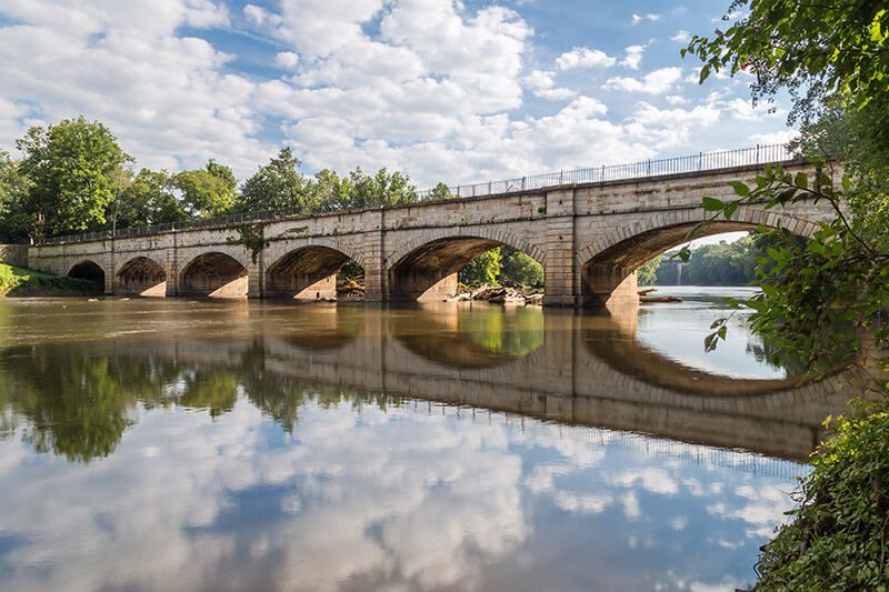 Photographing the Monocacy Aqueduct 