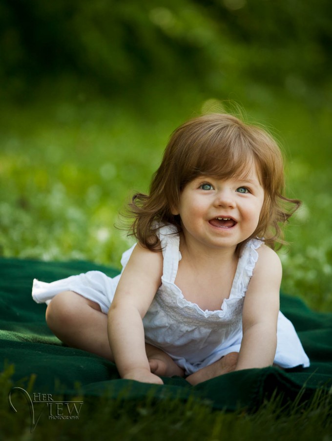 how to take better toddler pictures photography tips