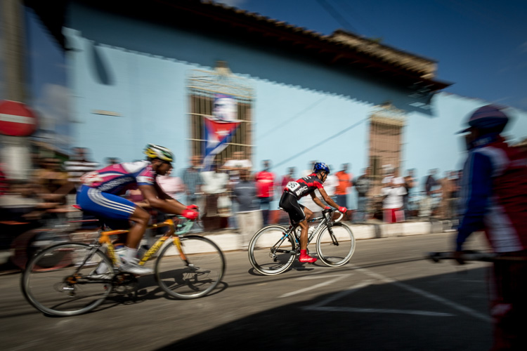 panning photography Cuba