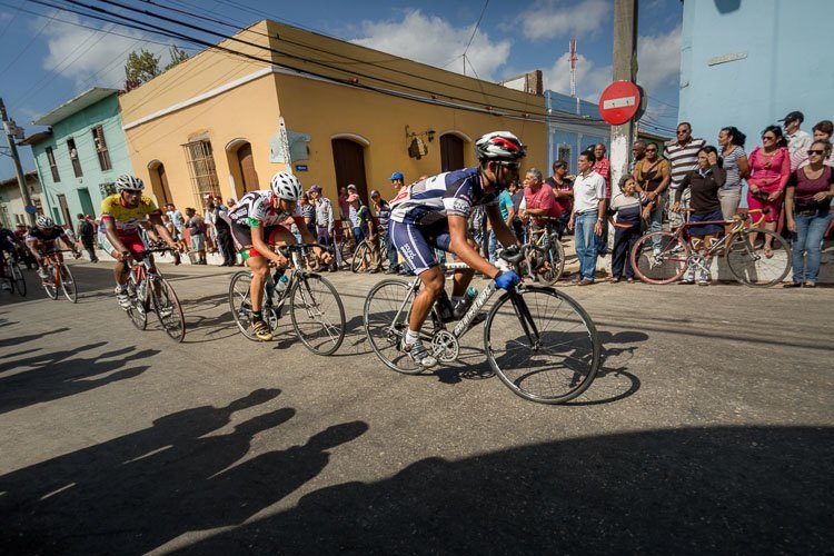 panning photography Cuba