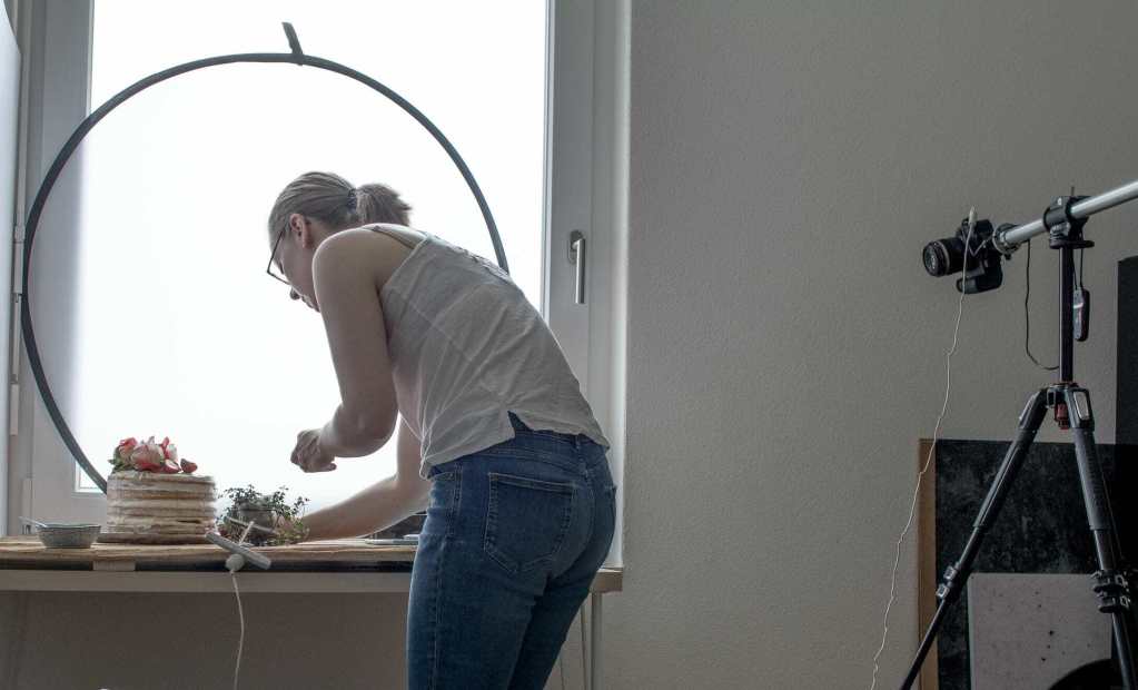 A large diffuser on a window to diffuse natural light