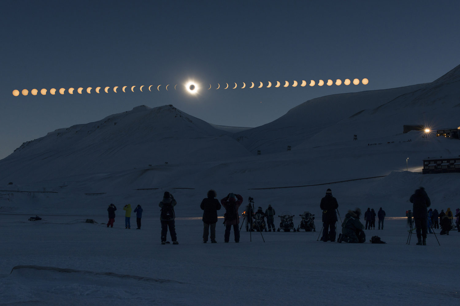 Солнечное затмение в Антарктиде