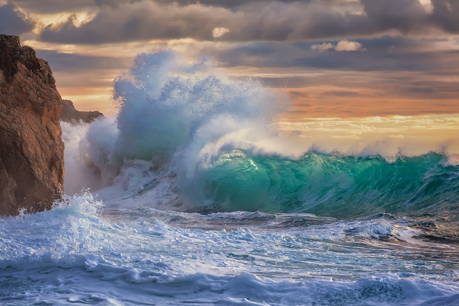 Rough sea No.9 by Giovanni Allievi on 500px.com