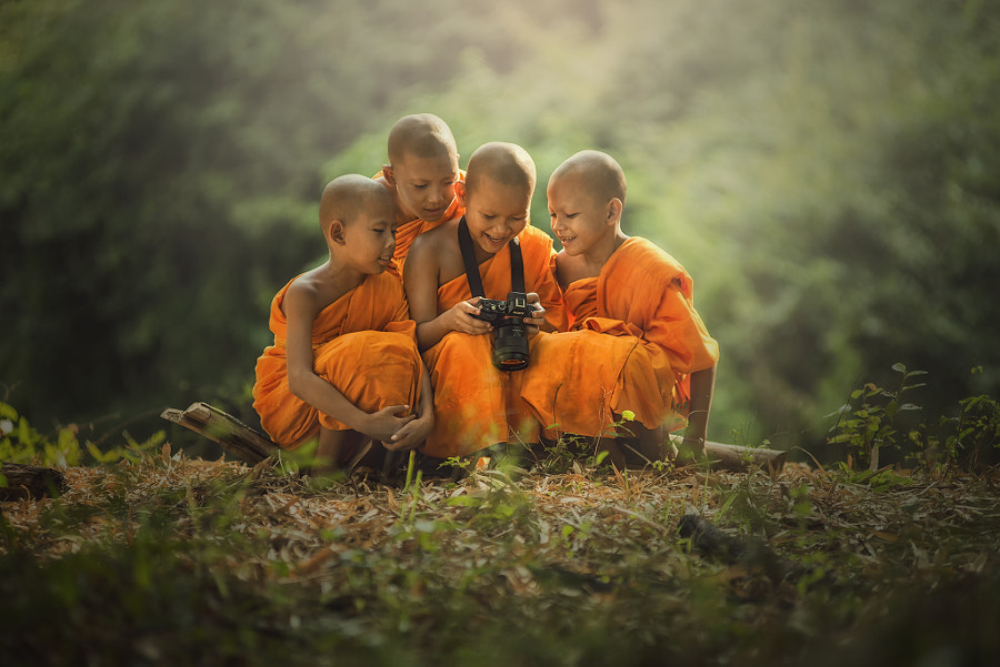 Novice buddist monk photography. by sarawut Intarob on 500px.com