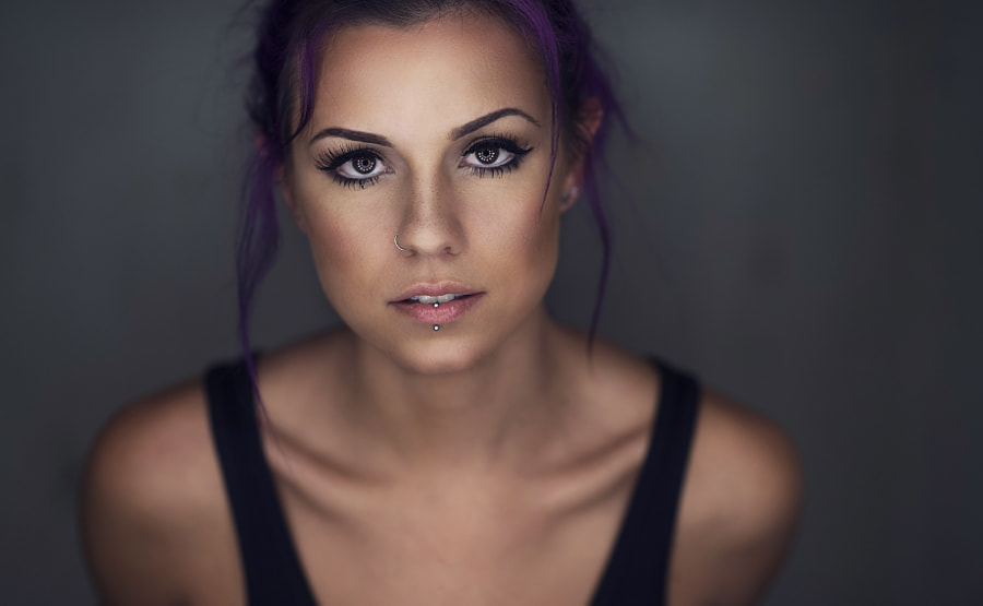 Amanda - Ringlight by Dani Diamond on 500px.com