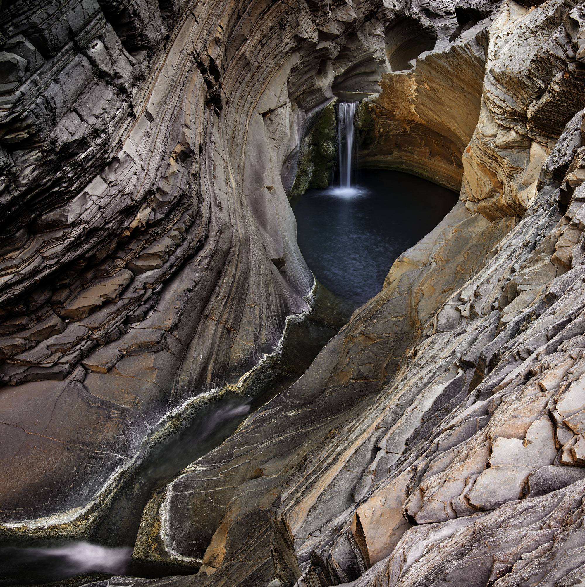 Hamersley Gorge waterfall.