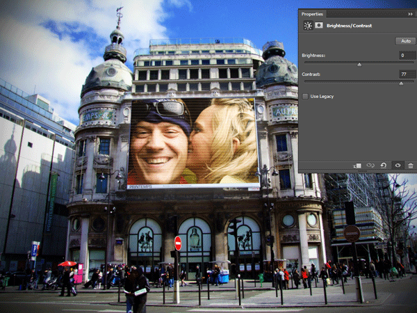 How to place a photo on an a big advertisment screen