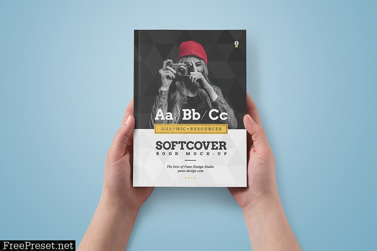 Book Mock-Up / Softcover Edition 622354