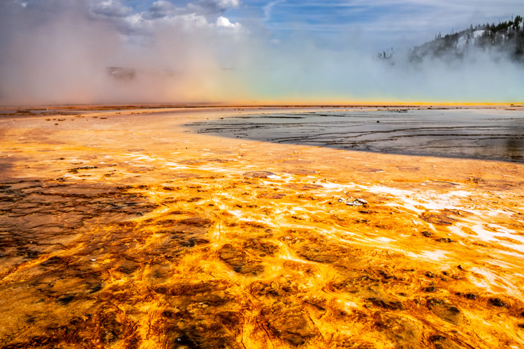 Grand Prismatic Springs, Yellowstone | Rainbow in the steam