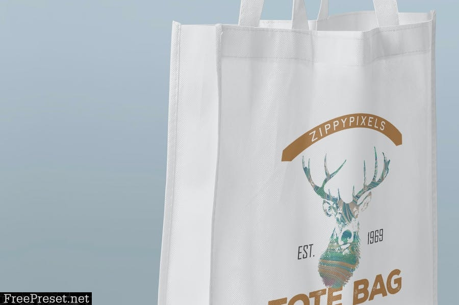 4 Tote Bag Mockups 8GPGA6