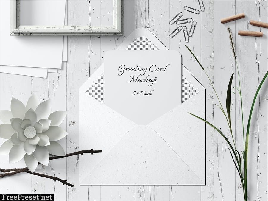 7x5 Rounded Corners Greeting Card Mockup Set 1