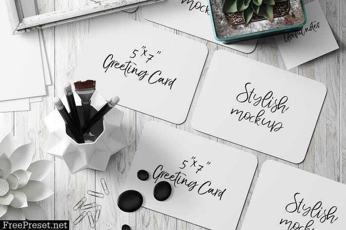 7x5 Rounded Corners Greeting Card Mockup Set 2