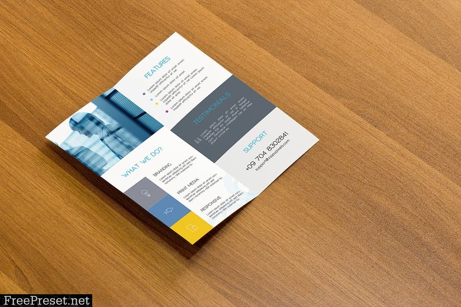 Creative Flyer Mockups XXA2NL