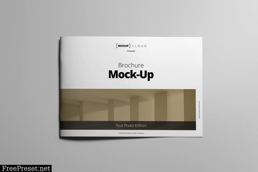 Landscape Brochure Mockup Y5GAYM