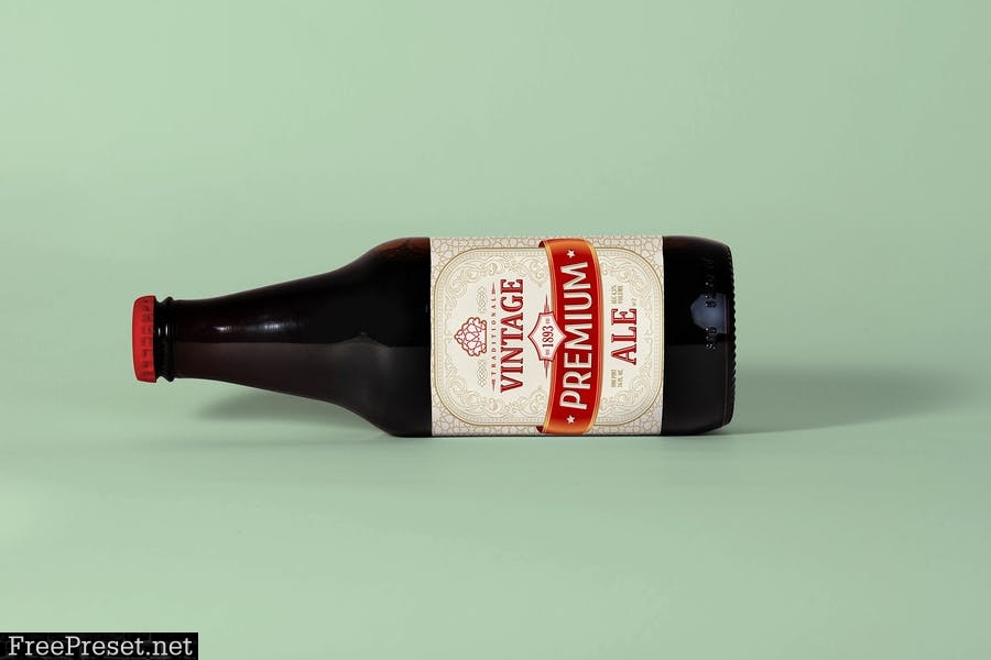 Beer Bottle Mockup UQ2443H