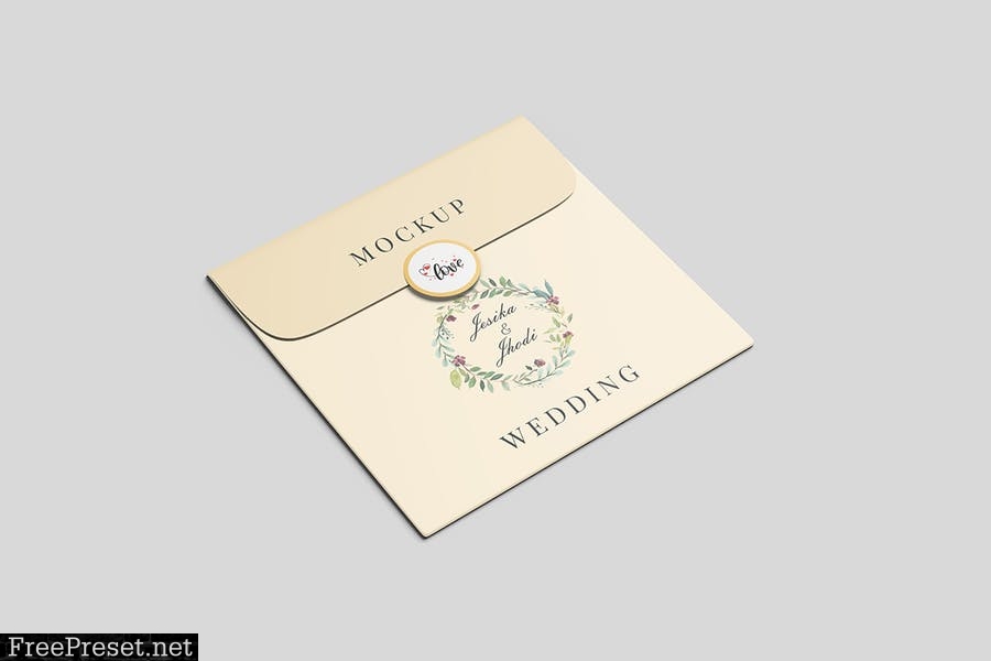 Square Greeting card Wedding and envelope mockup C69673E