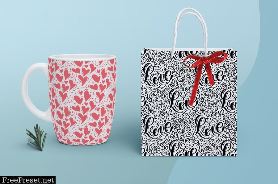 Valentine`s Hand Drawn Seamless Patterns KWUMR4E