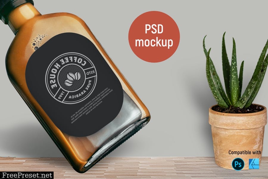 Cold Brew Coffee Bottle Mockup 5SQTEHP