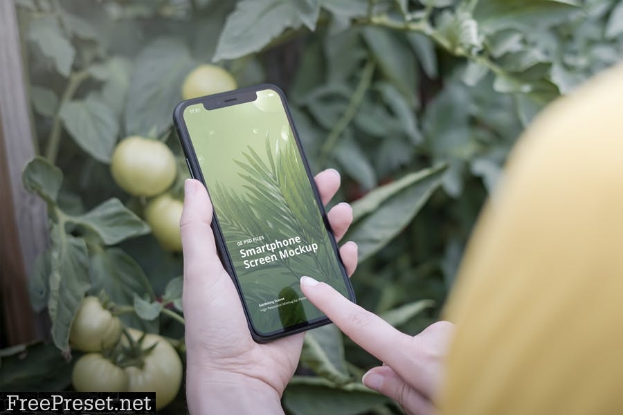 Phone Mockup Gardening Scenes TK5F72V