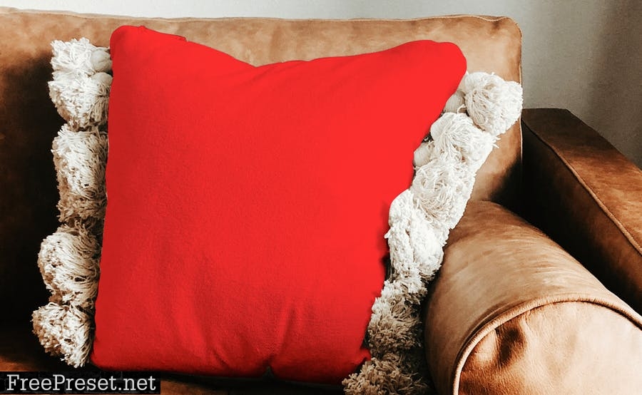 Pillow Mockup Vol.02 2ZWRUV3