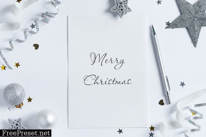 White Christmas Mockup card RNETQFM