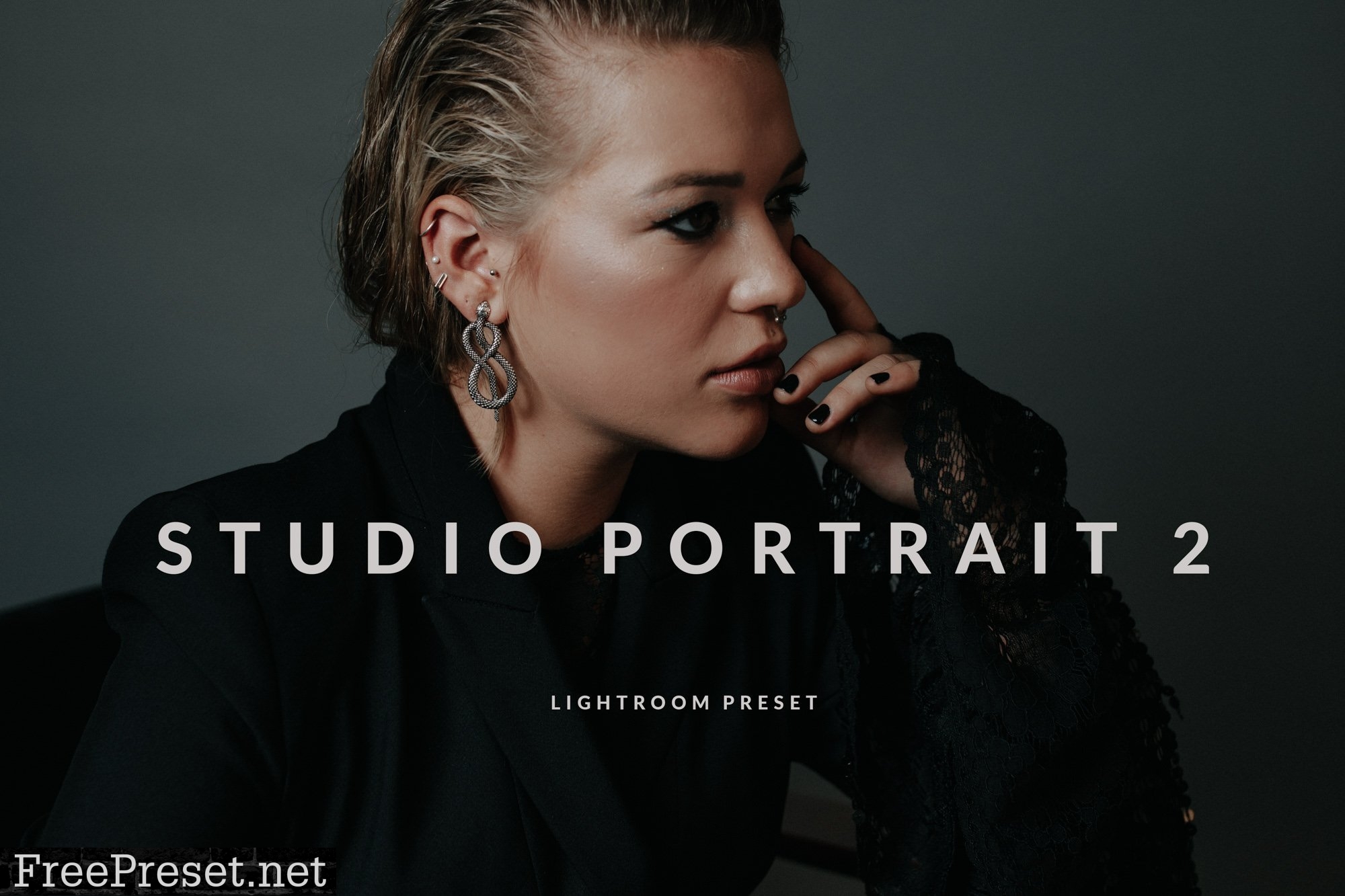 Studio Portrait 2 / Moody 6504446