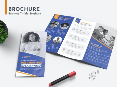 Business Trifold Brochure 6QR7C4N