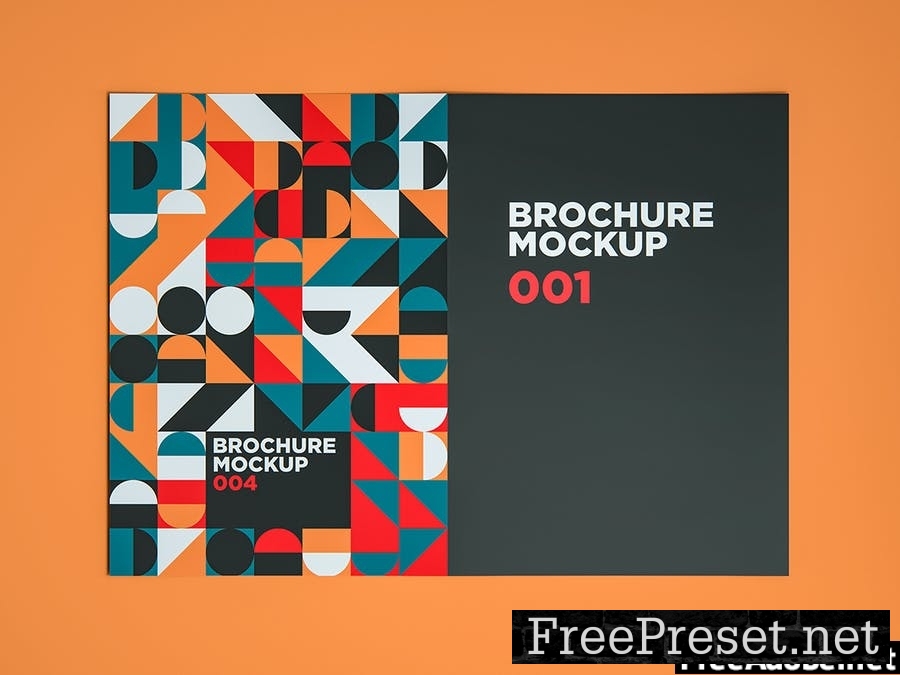 Brochure Mockup 004