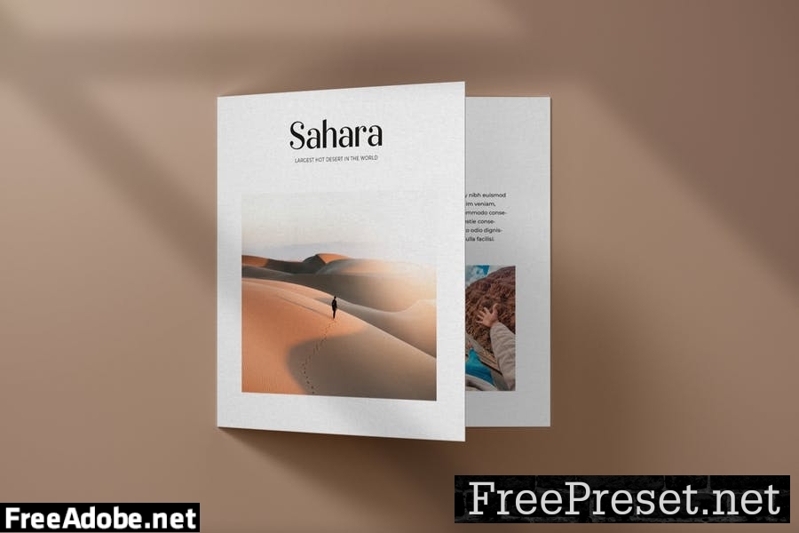 Square Bifold Brochure Mockup Set 5B6BQ2Q