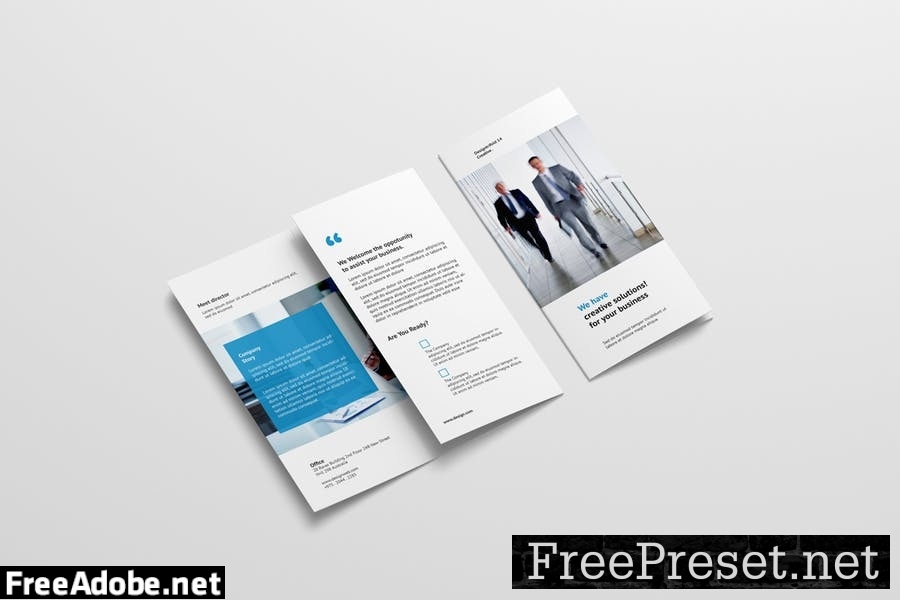 Trifold Brochure Mockup KU4Z76N