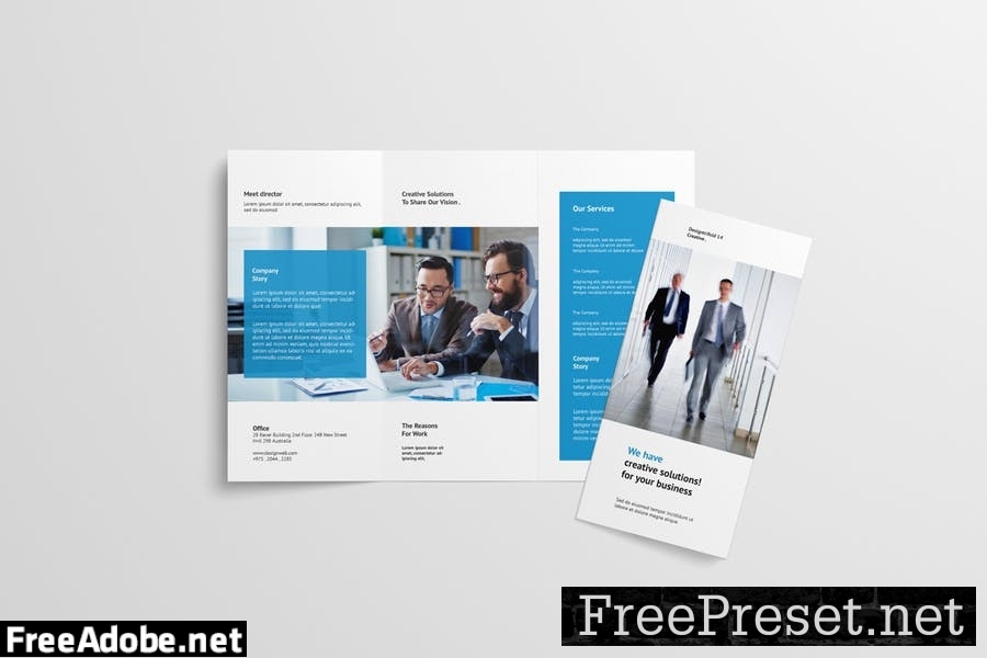 Trifold Brochure Mockup KU4Z76N